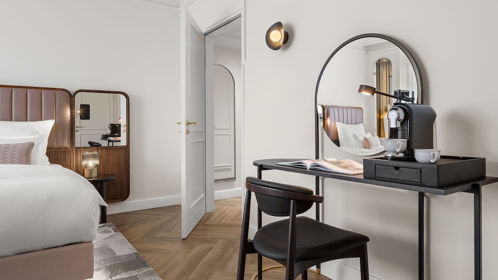 Hotel Bristol Berlin 19