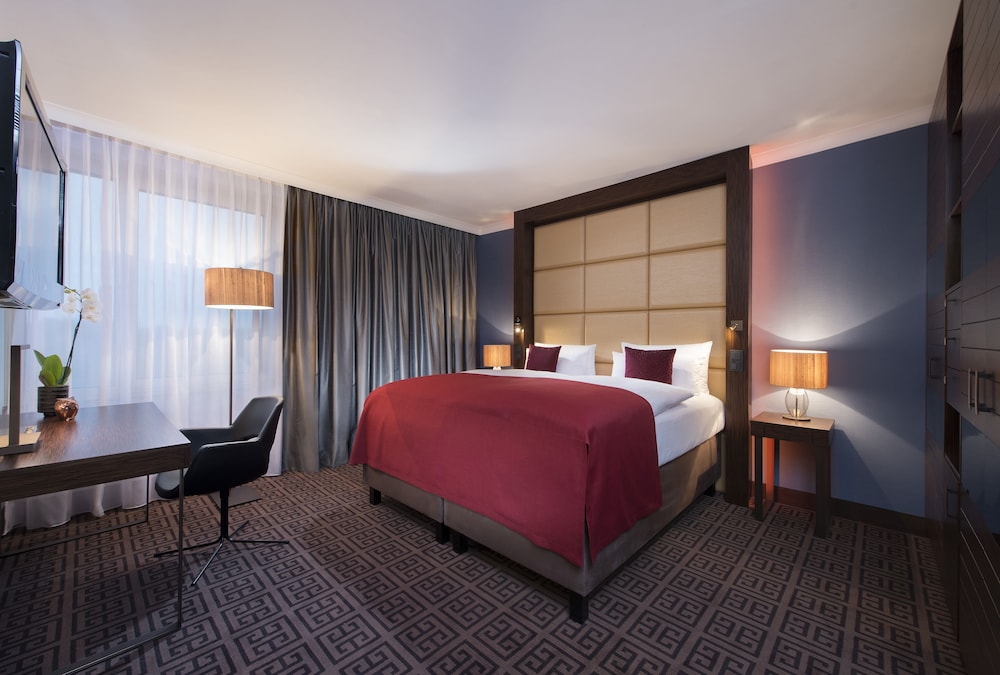 Hotel Palace Berlin 12