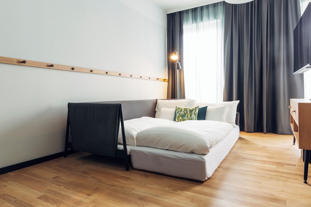 harry's home Berlin Moabit 13
