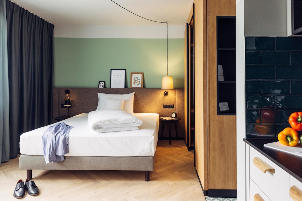 harry's home Berlin Moabit 23