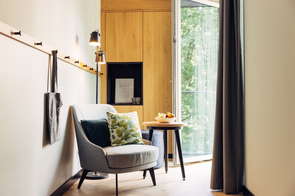 harry's home Berlin Moabit 11