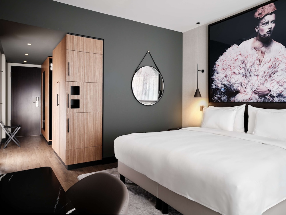 Radisson Collection Hotel, Berlin 17