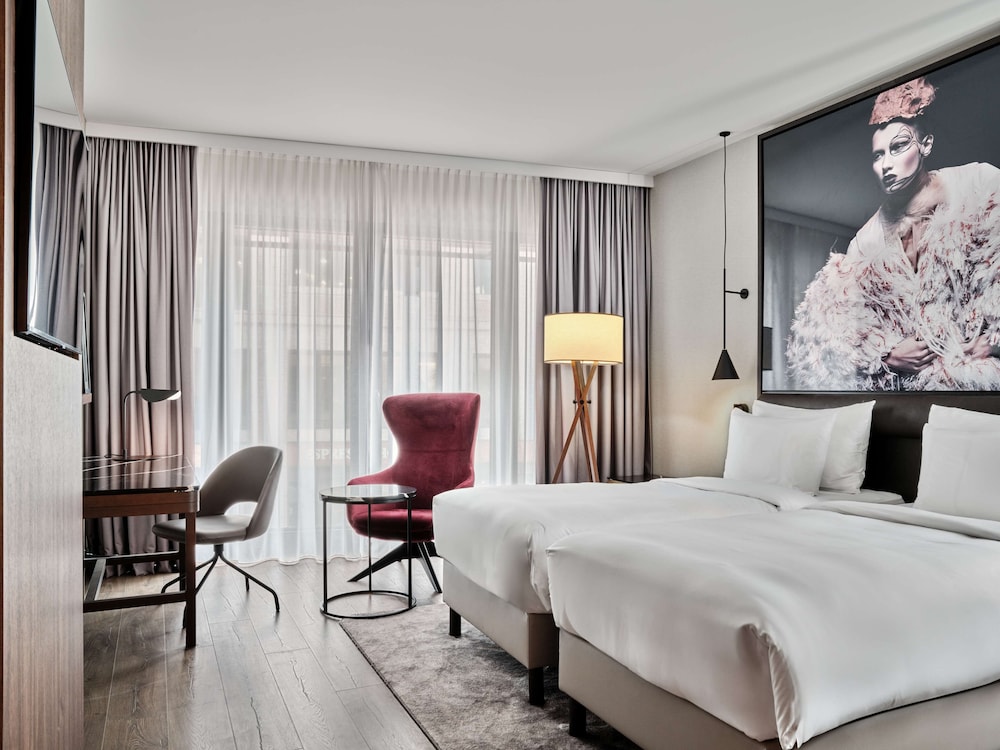 Radisson Collection Hotel, Berlin 14