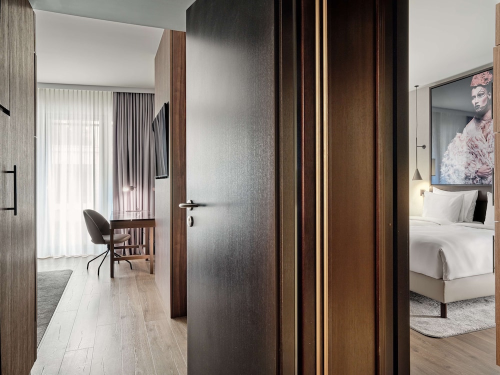 Radisson Collection Hotel, Berlin 15