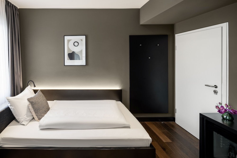 Hotel AMANO Düsseldorf 13