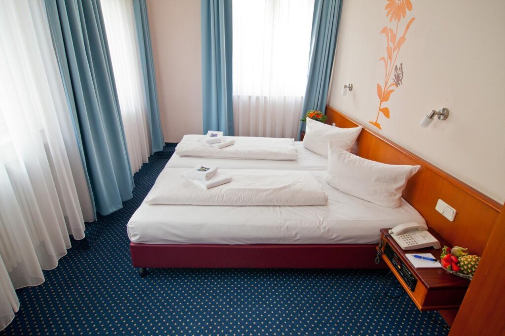 Residenz 7