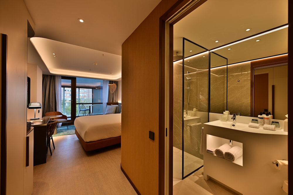 Labtwentytwo Barcelona, a Tribute Portfolio Hotel 9