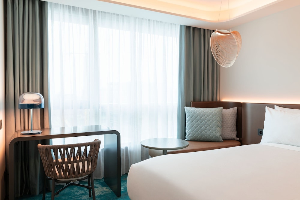 Labtwentytwo Barcelona, a Tribute Portfolio Hotel 10