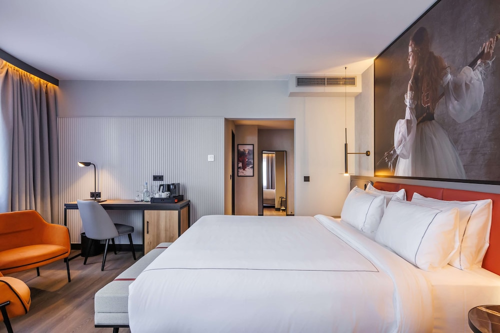 Radisson RED Berlin Kudamm 19