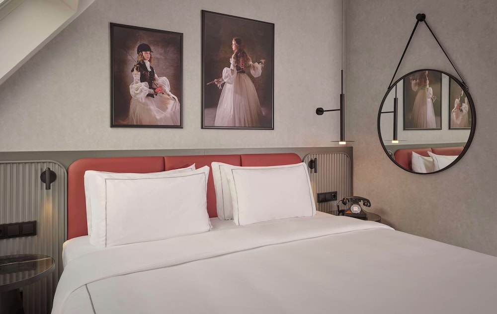 Radisson RED Berlin Kudamm 23