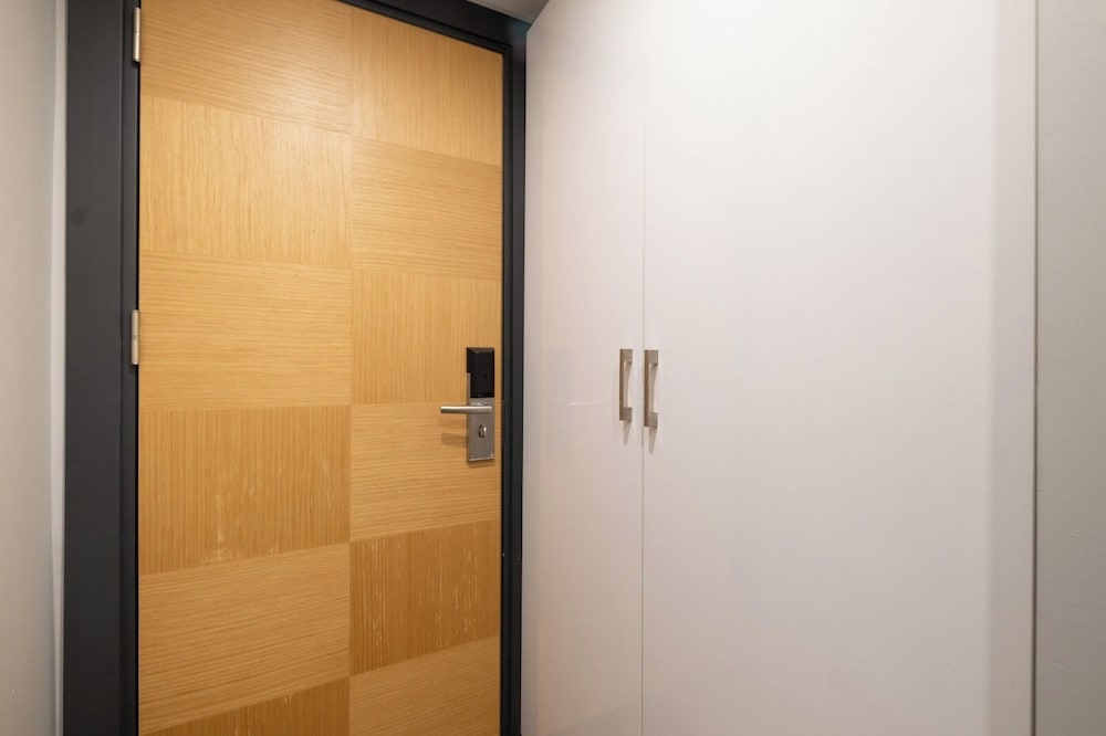 216 Bosphorus Suite 10