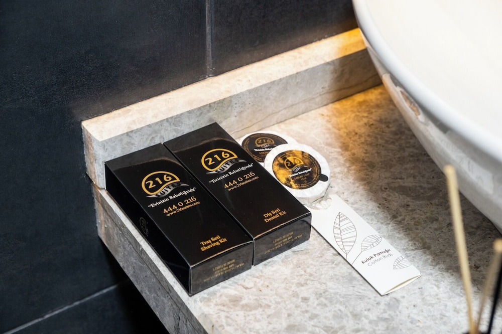 216 Bosphorus Suite 11