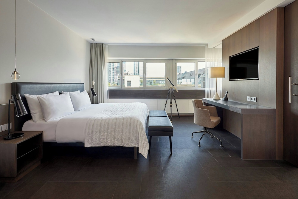 Le Méridien Frankfurt 10