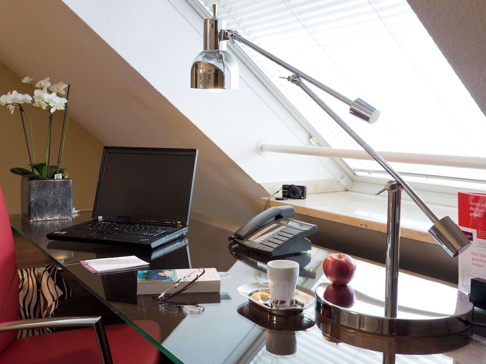 Mercure Hotel Duesseldorf City Center 16