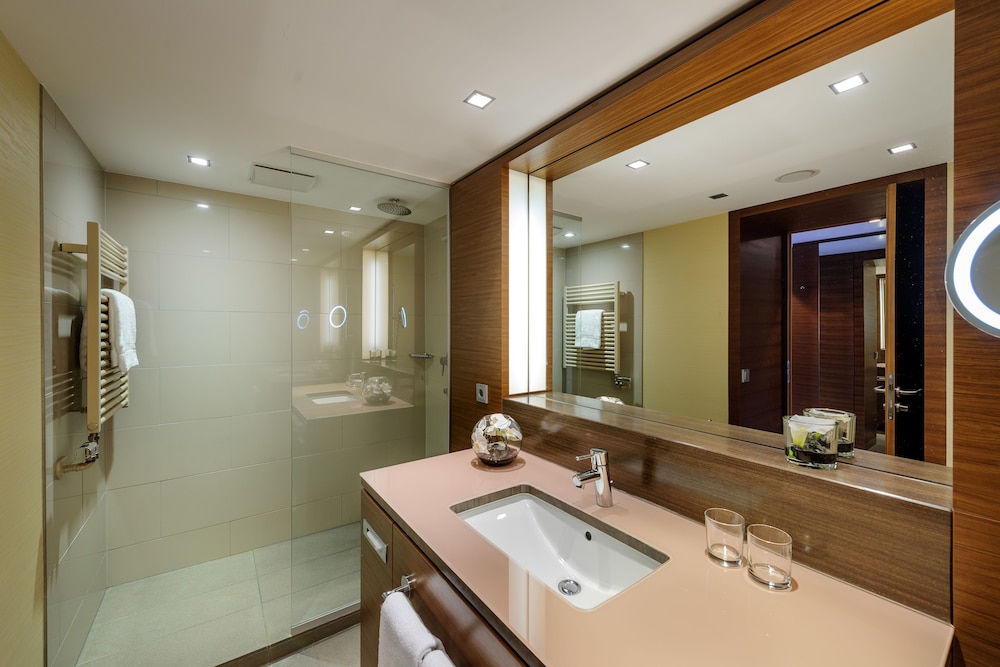 Mercure Hotel Duesseldorf City Center 23