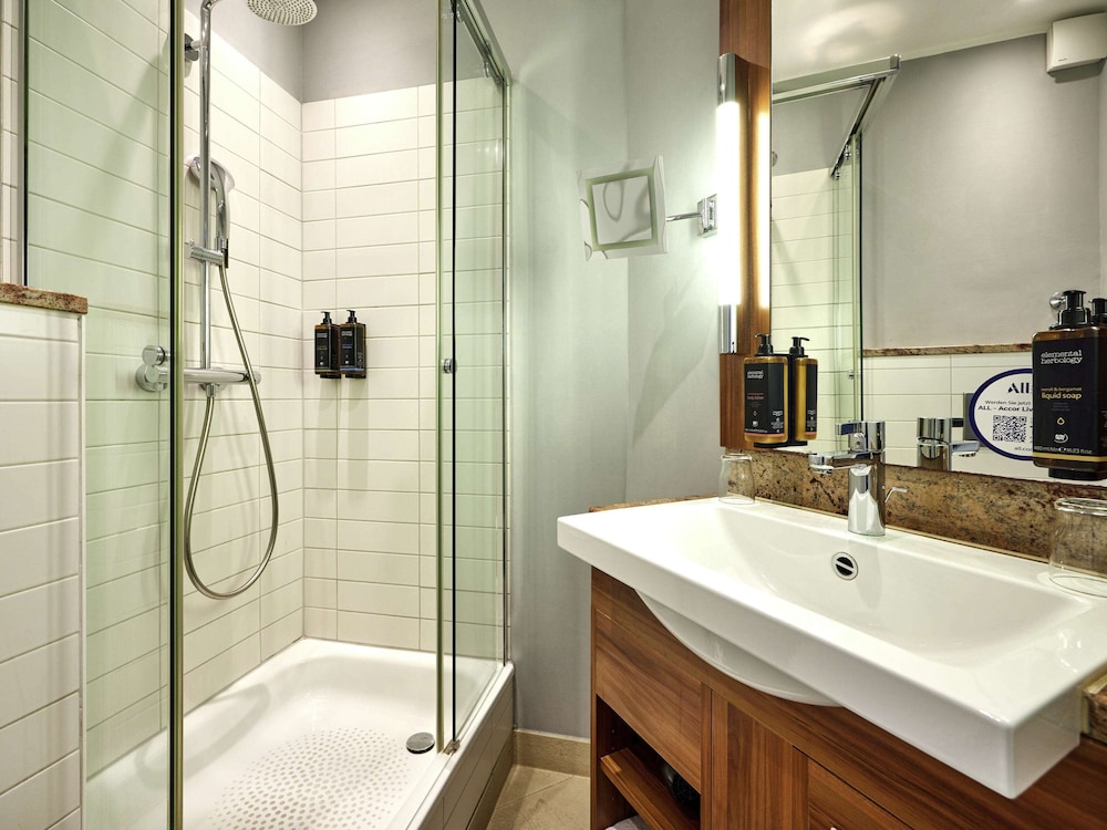 Mercure Hotel Duesseldorf City Center 24