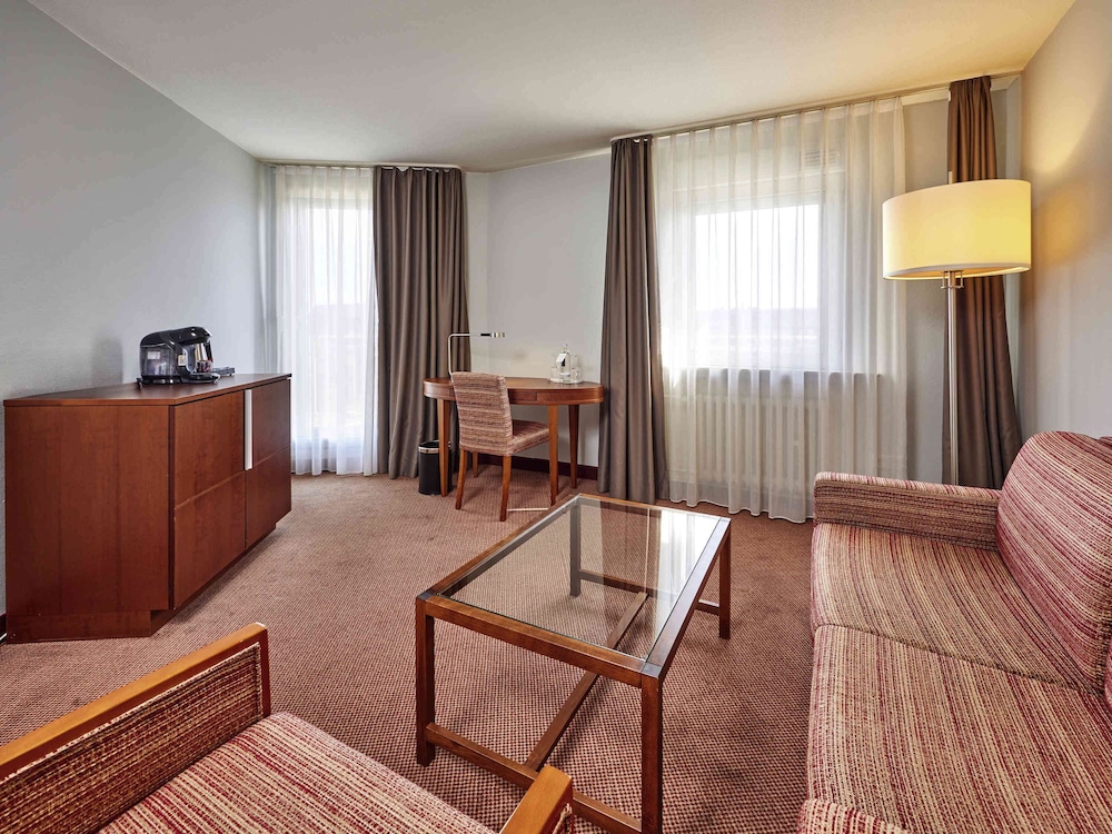 Mercure Hotel Duesseldorf City Center 8