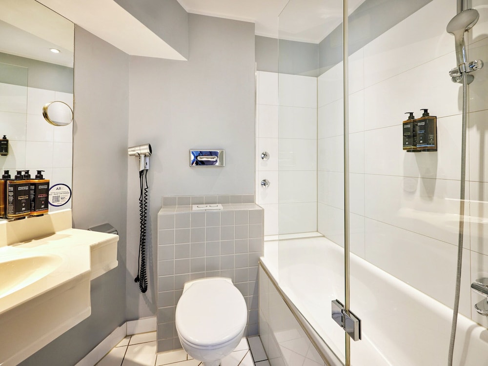 Mercure Hotel Duesseldorf City Center 11