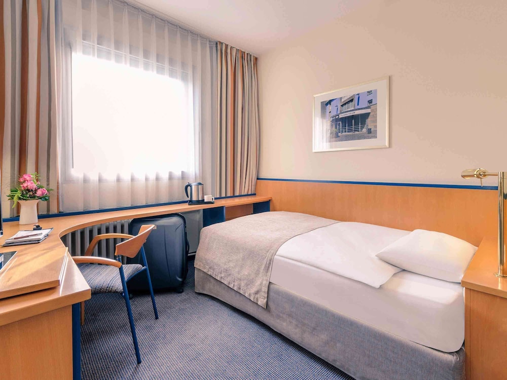 Mercure Hotel Duesseldorf City Center 18