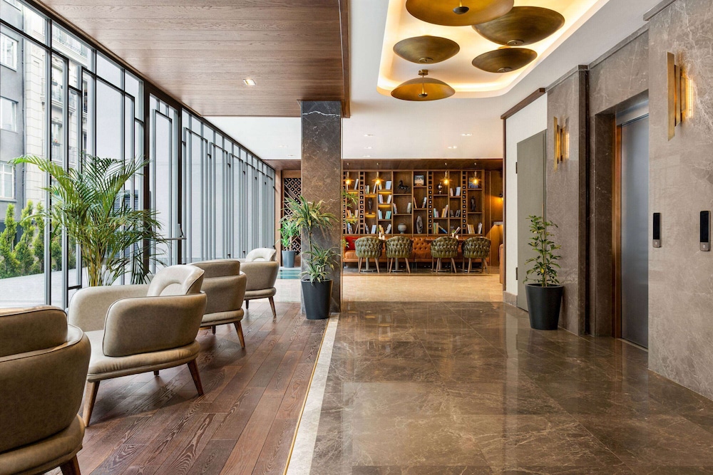Days Inn by Wyndham Istanbul Bomonti 10