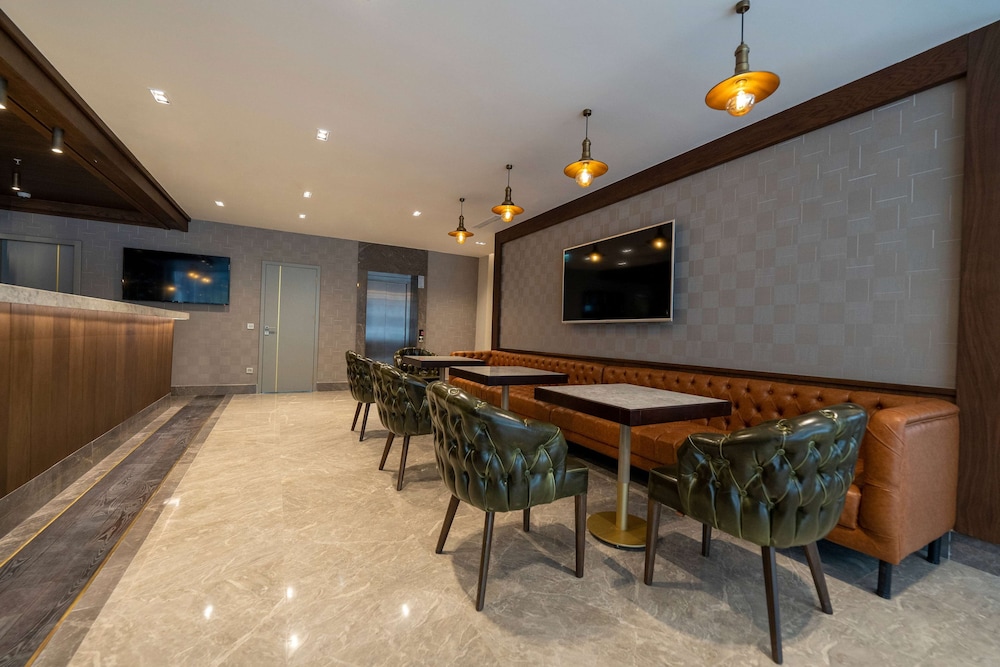 Days Inn by Wyndham Istanbul Bomonti 6