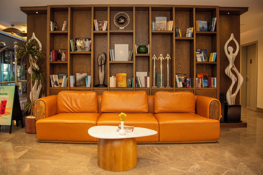 Days Inn by Wyndham Istanbul Bomonti 11
