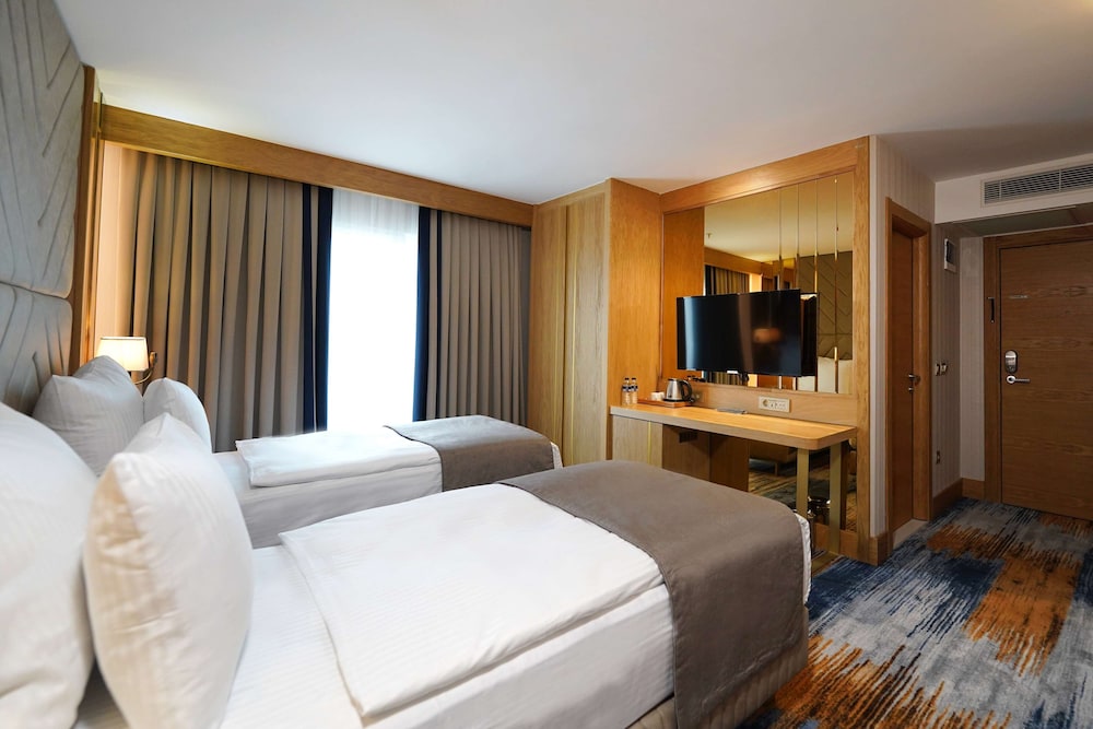 Days Inn by Wyndham Istanbul Bomonti 17