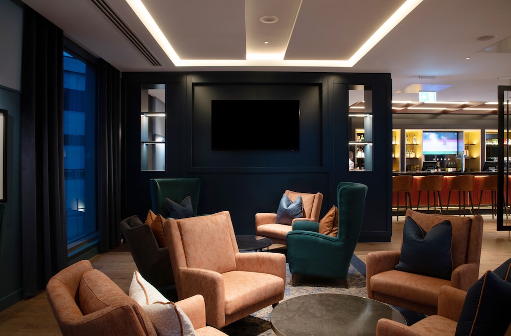 The Landing Hotel 17