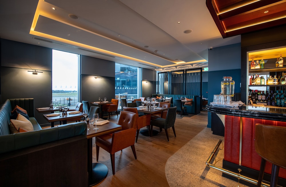The Landing Hotel 21