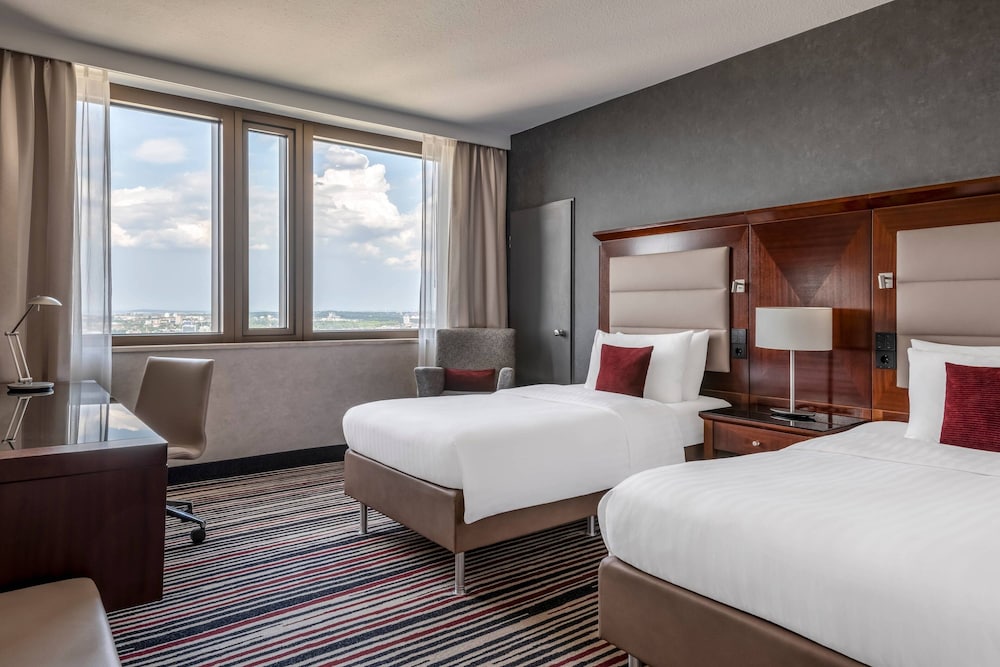 Frankfurt Marriott Hotel 11