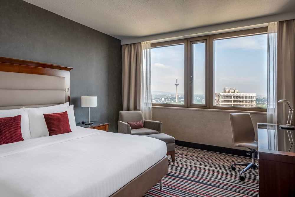 Frankfurt Marriott Hotel 10