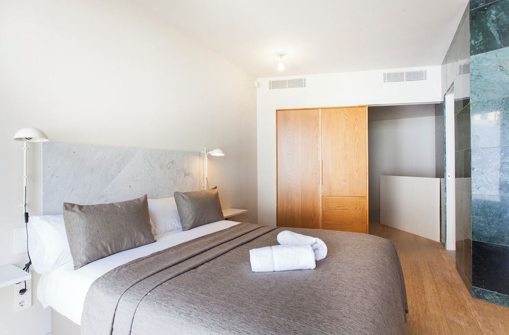 Aspasios City Oasis Apartments 12