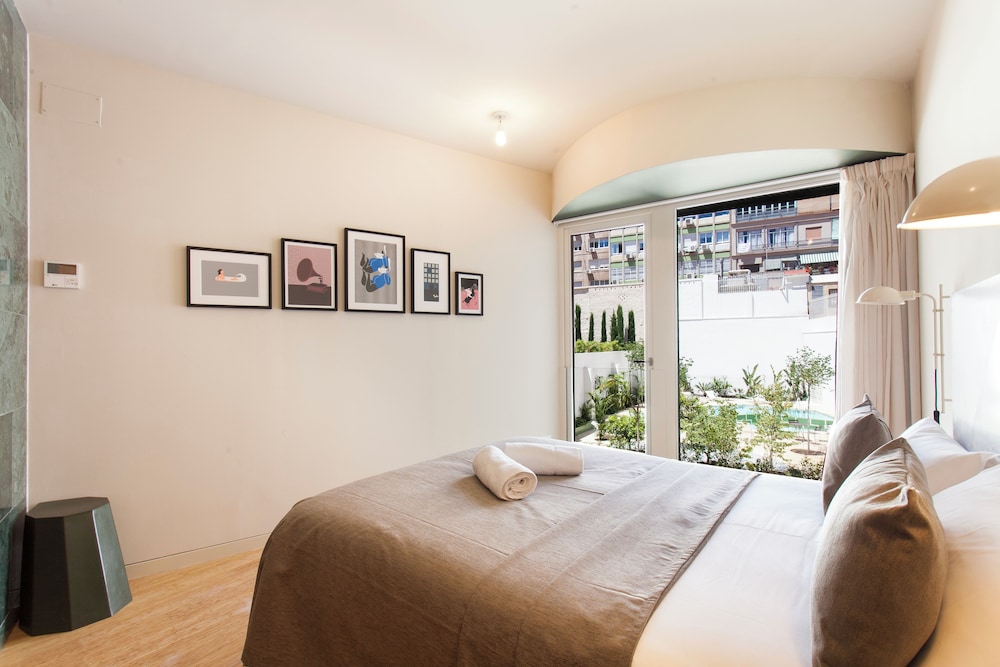 Aspasios City Oasis Apartments 13