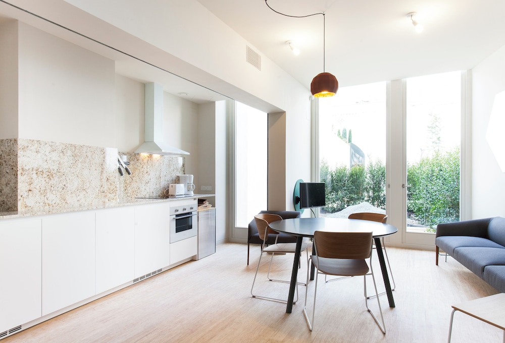 Aspasios City Oasis Apartments 21