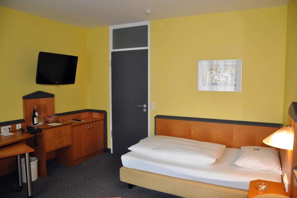 Plaza Hotel & Living Frankfurt 12