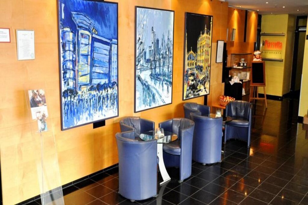 Plaza Hotel & Living Frankfurt 4