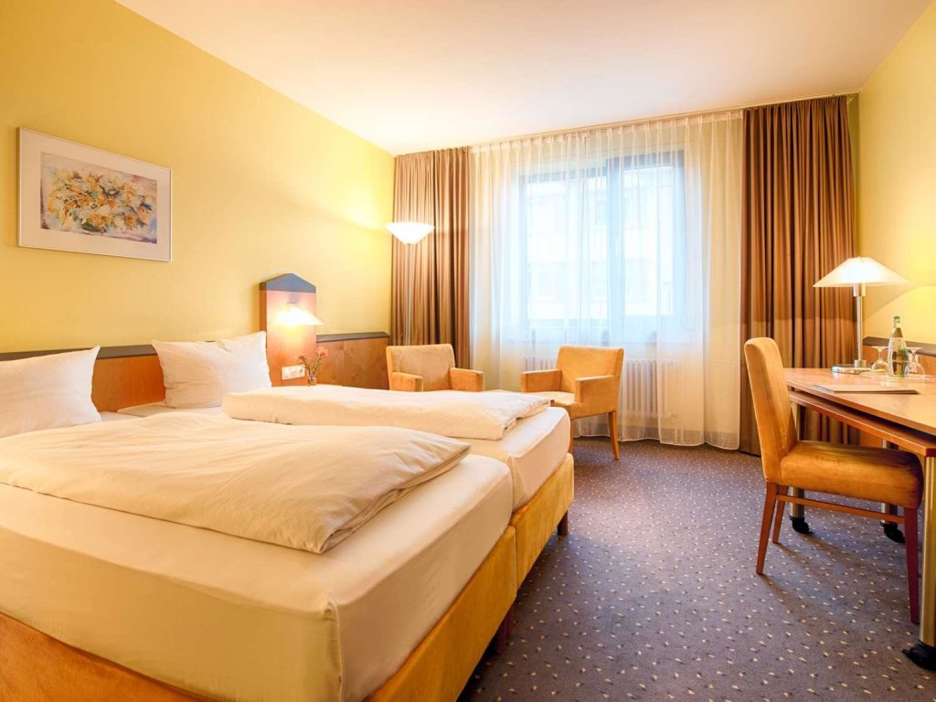 Plaza Hotel & Living Frankfurt 19