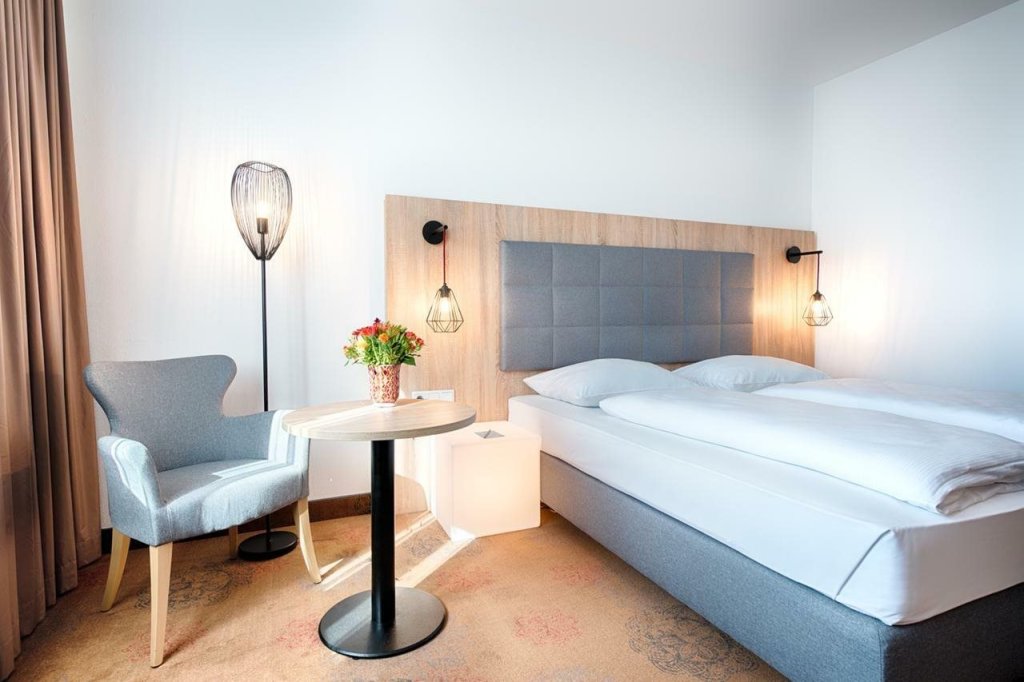Plaza Hotel & Living Frankfurt 6