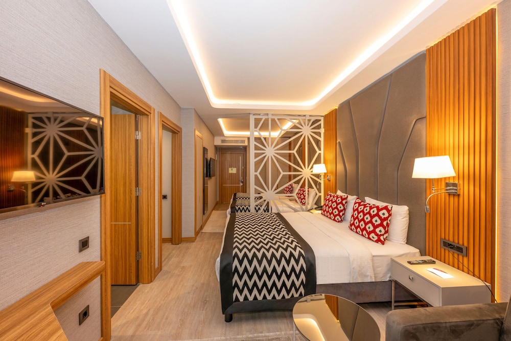 Ramada Encore by Wyndham Istanbul Sisli 12