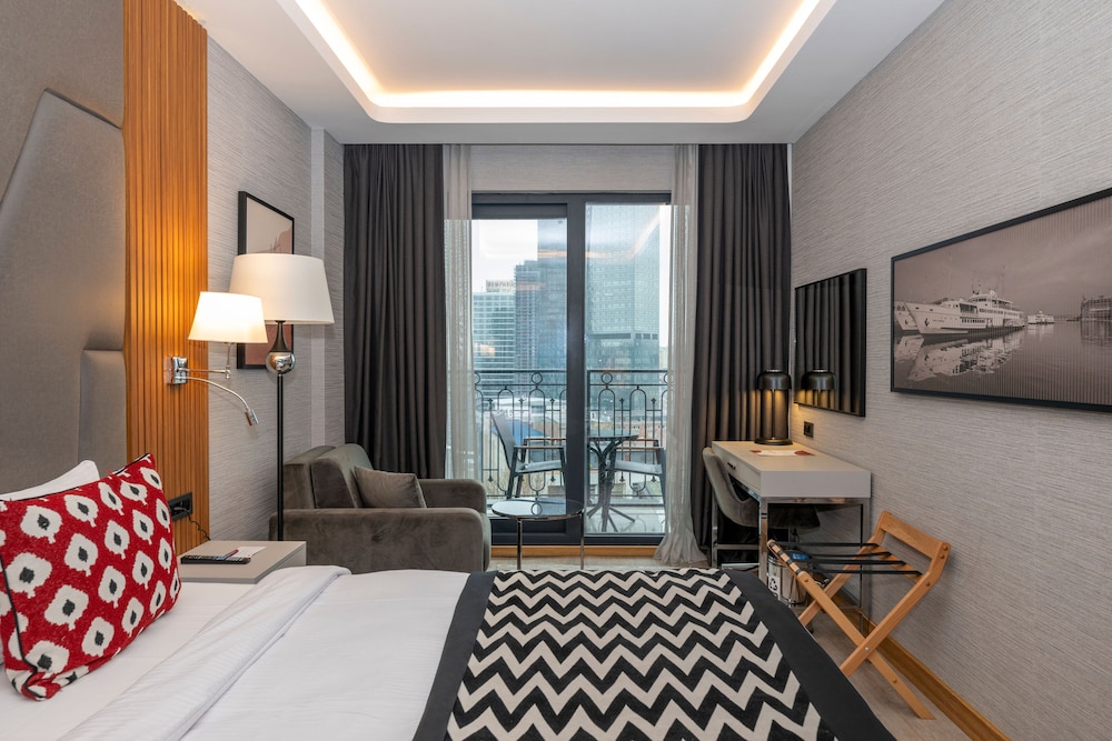 Ramada Encore by Wyndham Istanbul Sisli 6