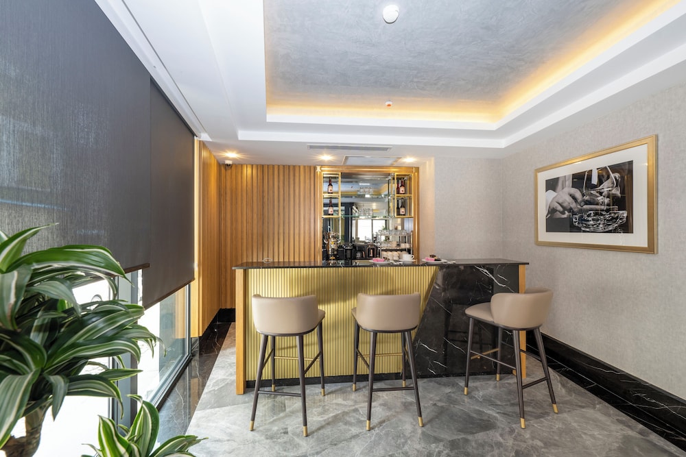 Hotel Ravi 3