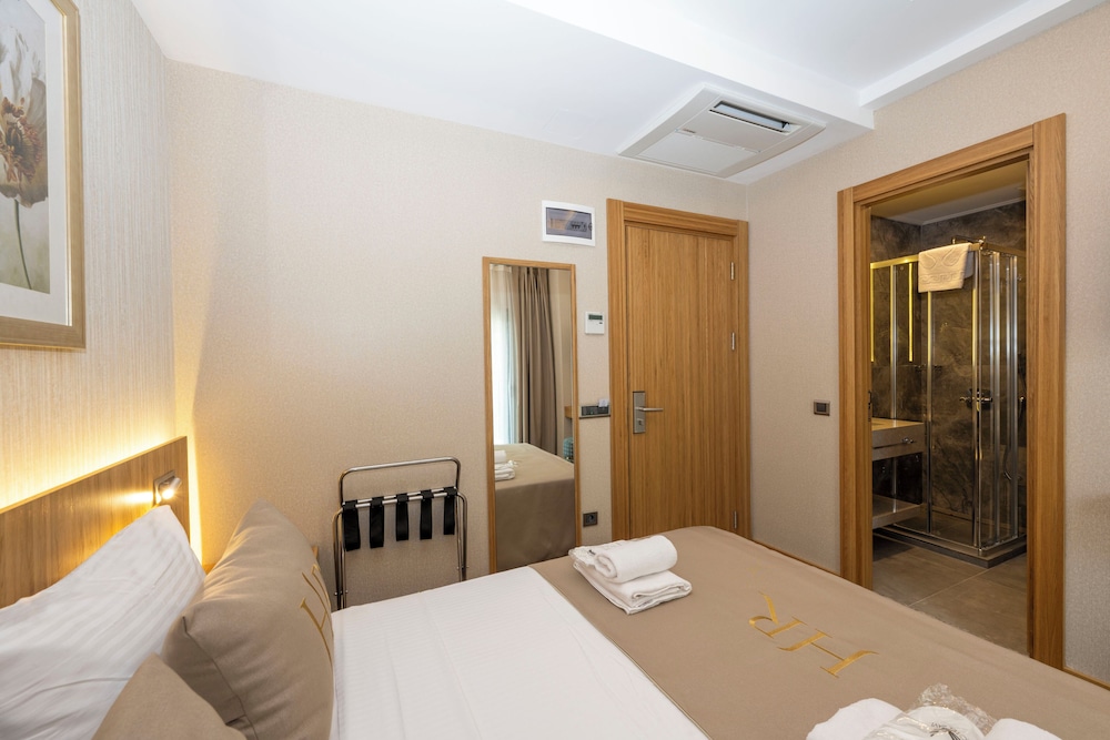 Hotel Ravi 5