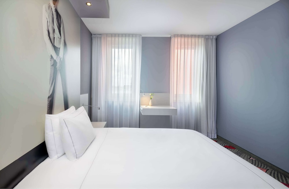 Park Plaza Berlin 6