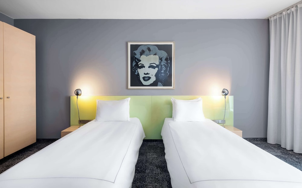 Park Plaza Berlin 13