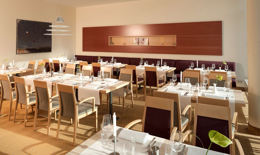 Hotel Essential by Dorint Berlin-Adlershof 23