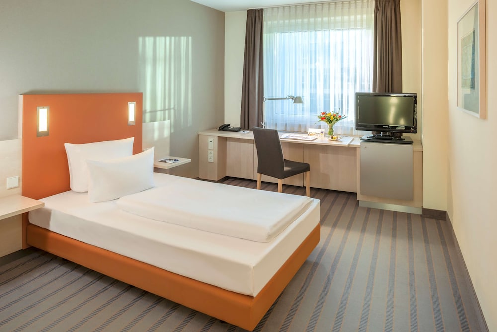 Hotel Essential by Dorint Berlin-Adlershof 7