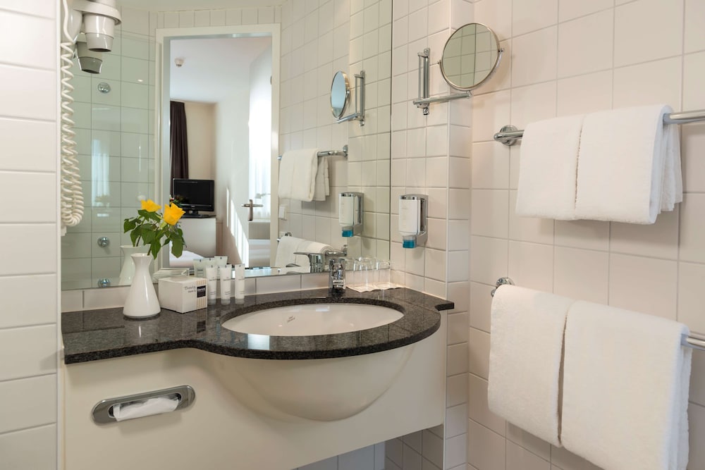Hotel Essential by Dorint Berlin-Adlershof 18