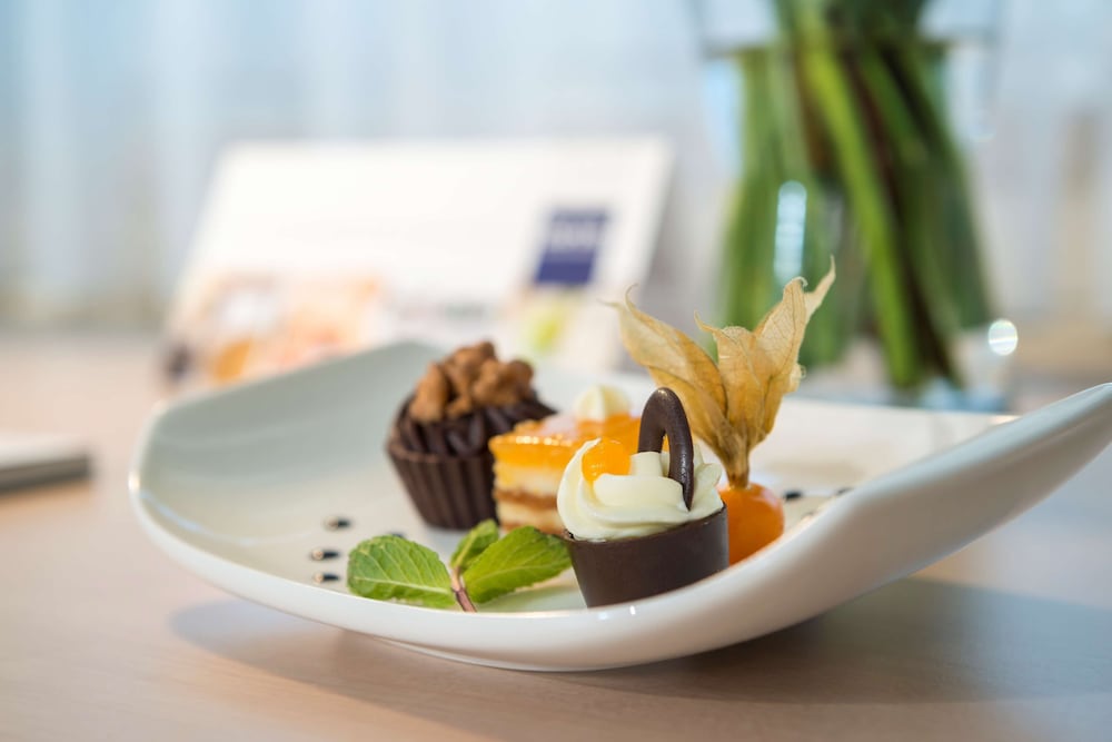 Hotel Essential by Dorint Berlin-Adlershof 17