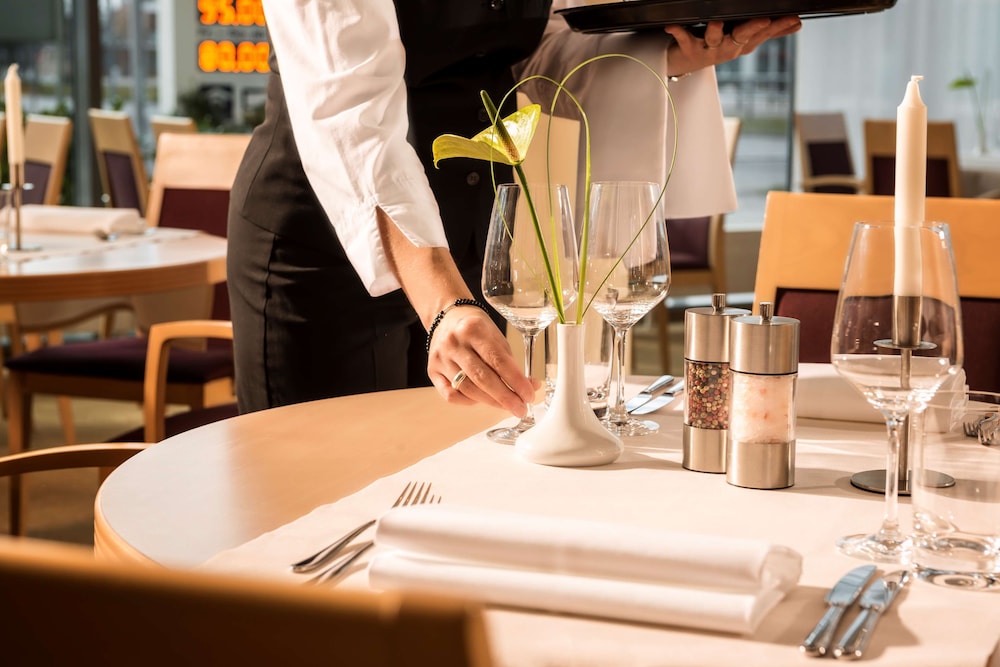 Hotel Essential by Dorint Berlin-Adlershof 24