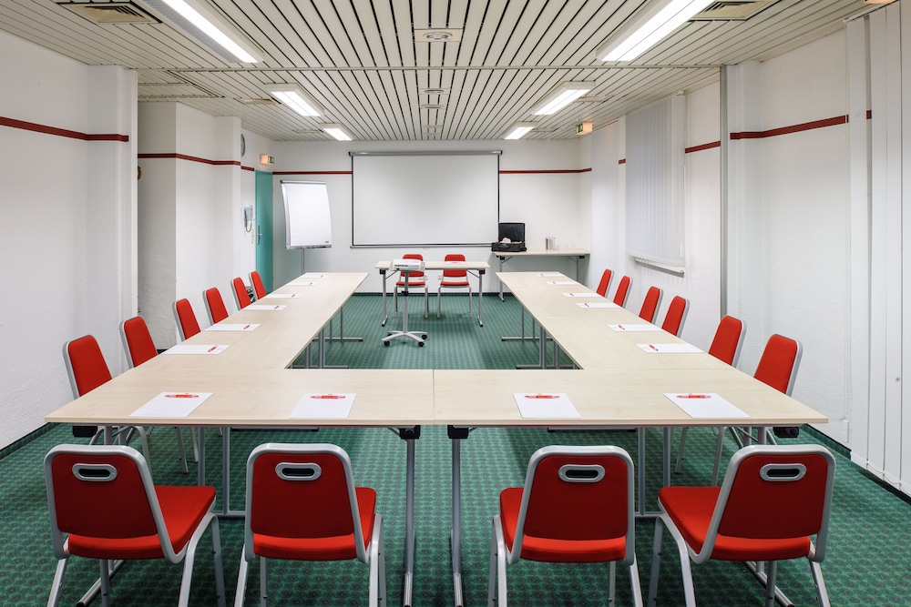 ibis Duesseldorf Hauptbahnhof 22